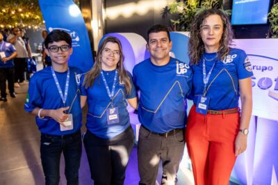 A Esquerda, o filho Lucas Emídio, a irmã do José Carlos Aparecida Emídio e a Direita a esposa e advogada da Isofort Solange Eni